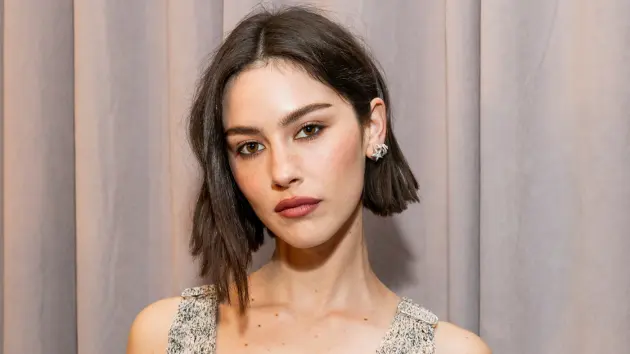 e_gracieabrams_011426211960