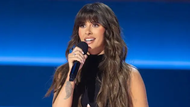 m_ellalangleycmaawardsstage25abc944388