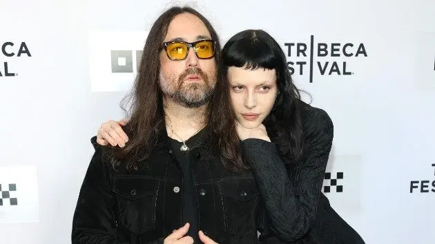 getty_seanonolennon_090226398487