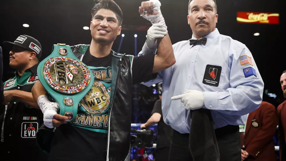 dejan-zlaticanin-vs-mikey-garcia