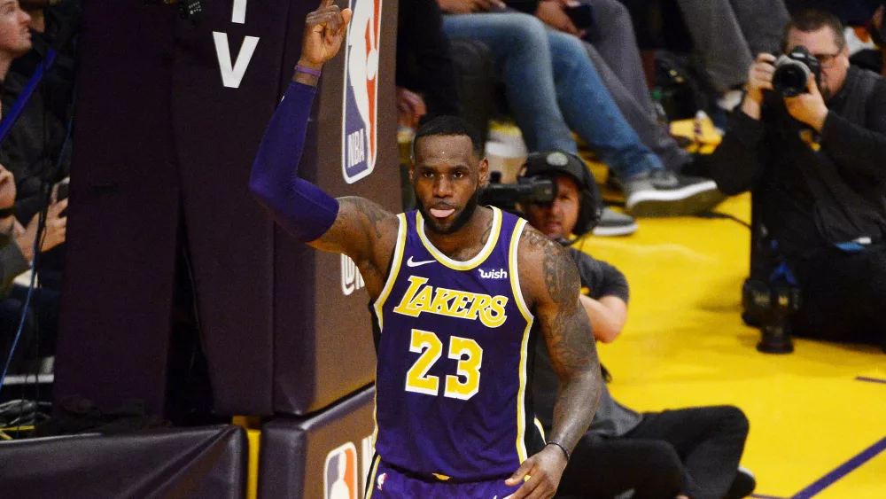denver-nuggets-v-los-angeles-lakers