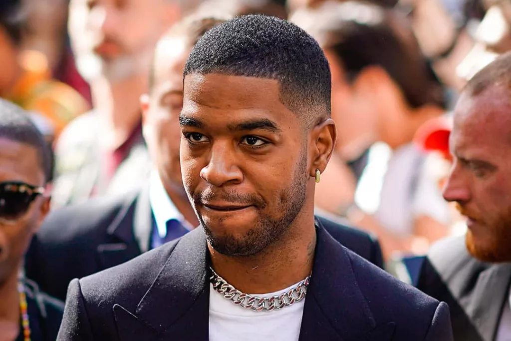 kid-cudi-partnered-with-postmates-to-provides-10k-worth-of-popeyes-to-homeless-2