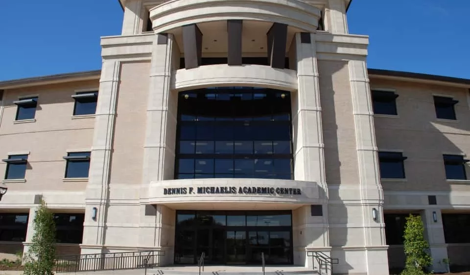 mclennan-community-college-dennis-f-michaelis-academic-building-11