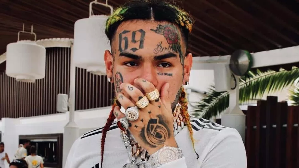 tekashi-6ix9ines-lawyer-assures-hes-not-taking-a-plea-deal