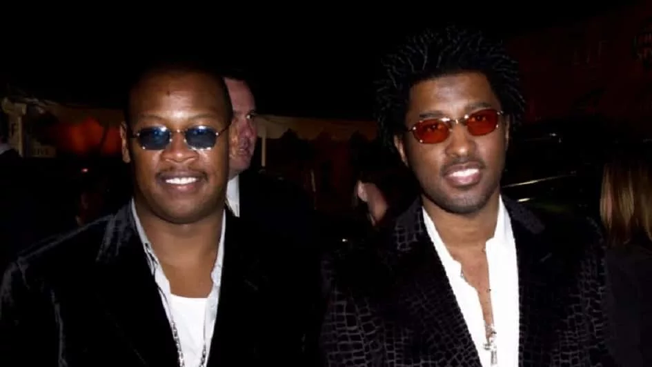 marc-anthony-pilots-jaguars-tribute-to-style-march-18-2001