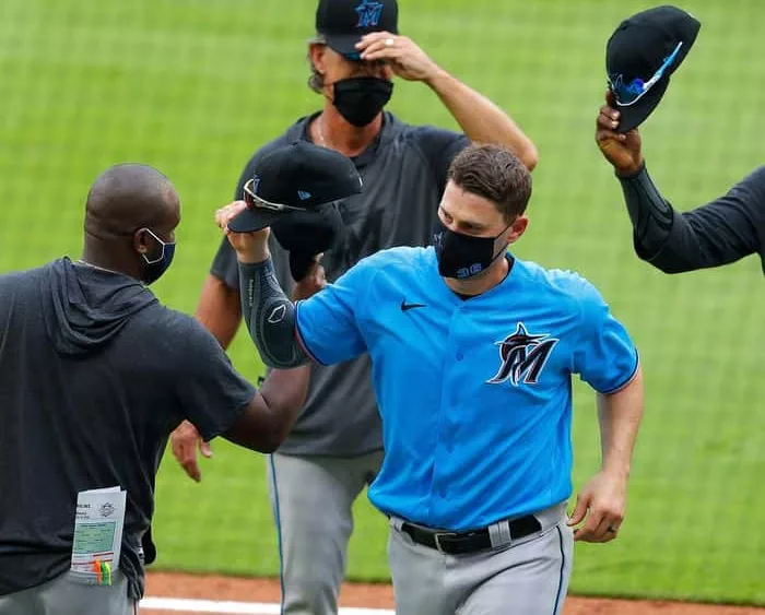 6b9364b1e734666b9ebb322f3ef5f1b328-miami-marlins-rsquare-w700