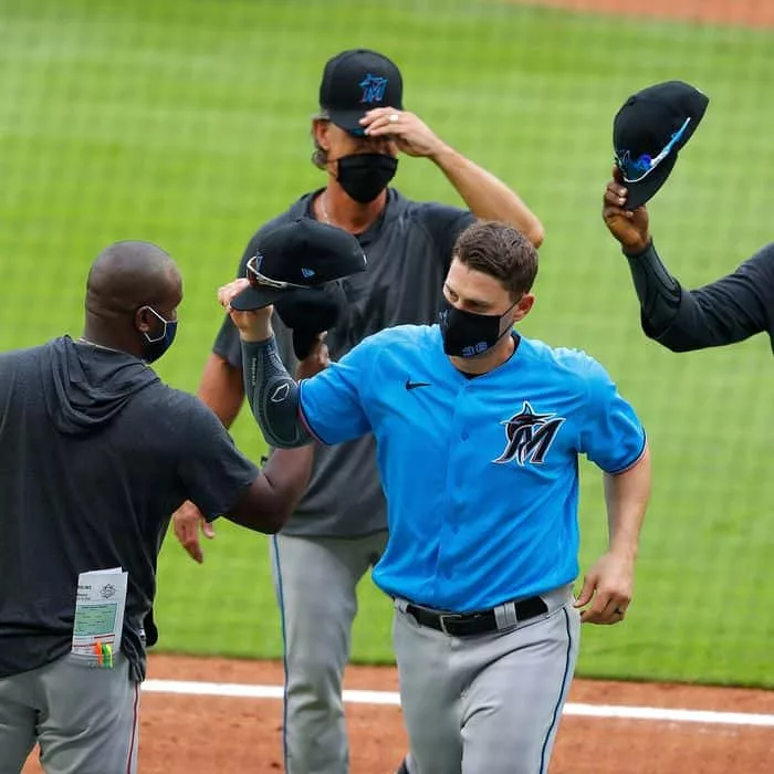 6b9364b1e734666b9ebb322f3ef5f1b328-miami-marlins-rsquare-w700