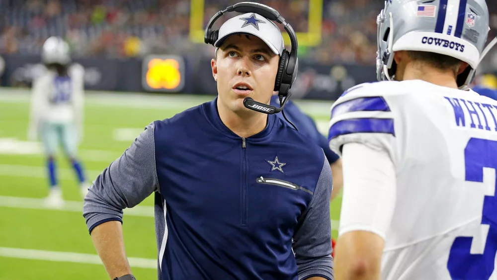 jess-haynie_dallas-cowboys_3-reasons-why-kellen-moore-should-not-become-offensive-coordinator-e1548080069299