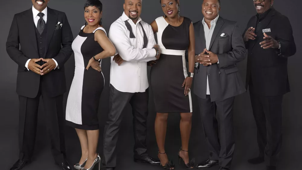 steve-harvey-morning-show-bw-group-low-resolution