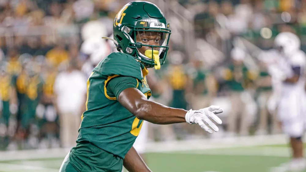 bu_fb_thornton_tyquan_2019_sfa_94_