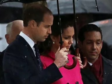 gty_william_kate_911_kab_141209_4x3t_384