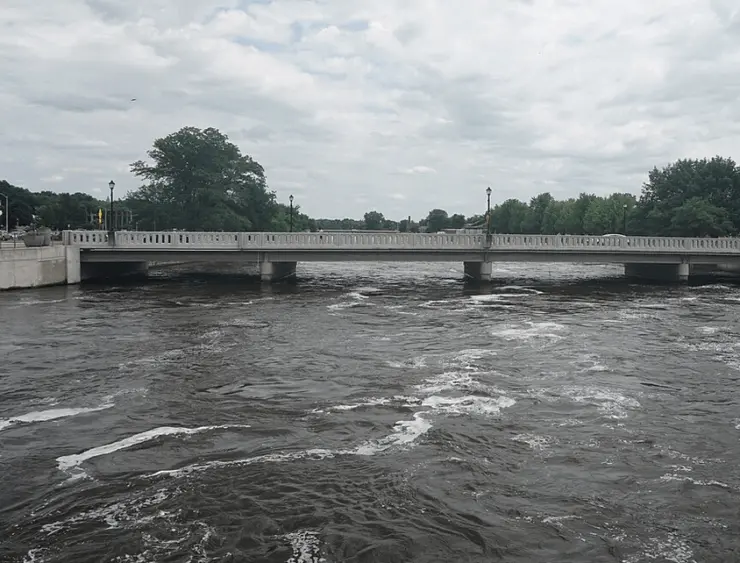 screenshot-2025-08-19-at-20-25-32-janesville-june-2024-102-rock-river-category-rock-river-wisconsin-wikimedia-commons