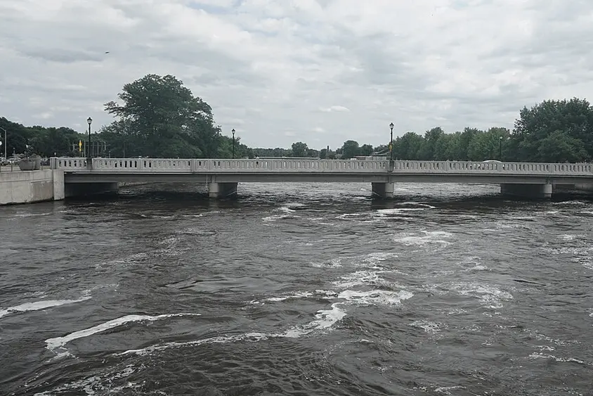 screenshot-2025-08-19-at-20-25-32-janesville-june-2024-102-rock-river-category-rock-river-wisconsin-wikimedia-commons