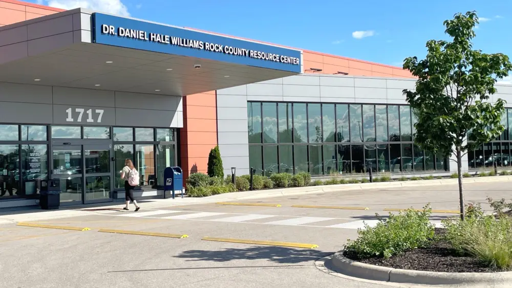 hale-center-entrance