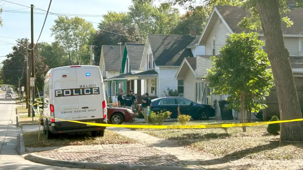 beloit-white-ave-shooting-100225
