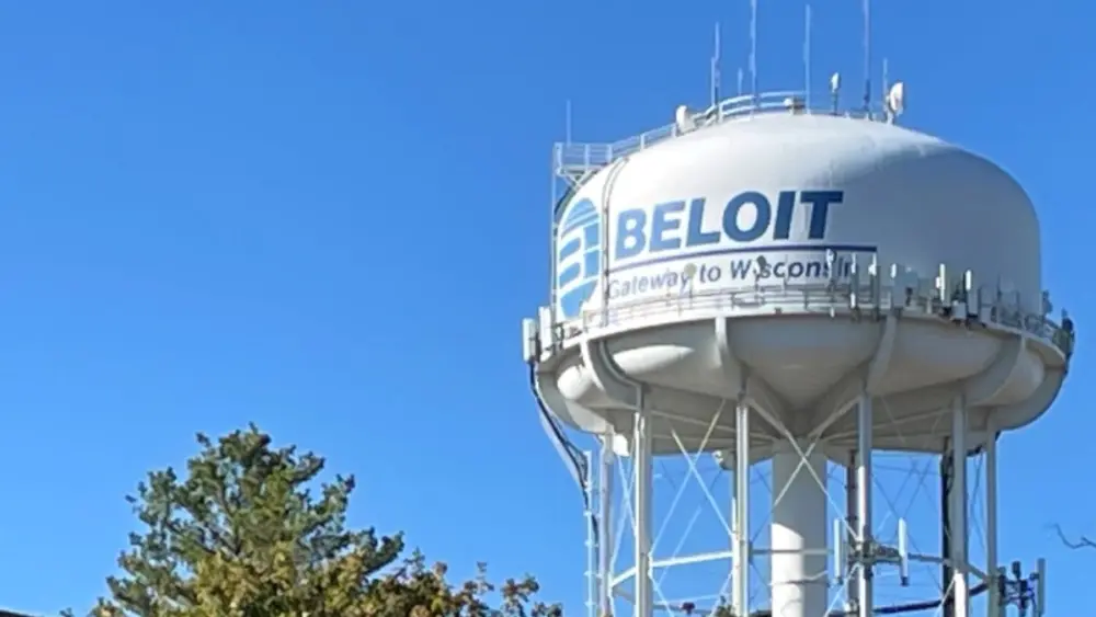 beloit-downtown-water-tower