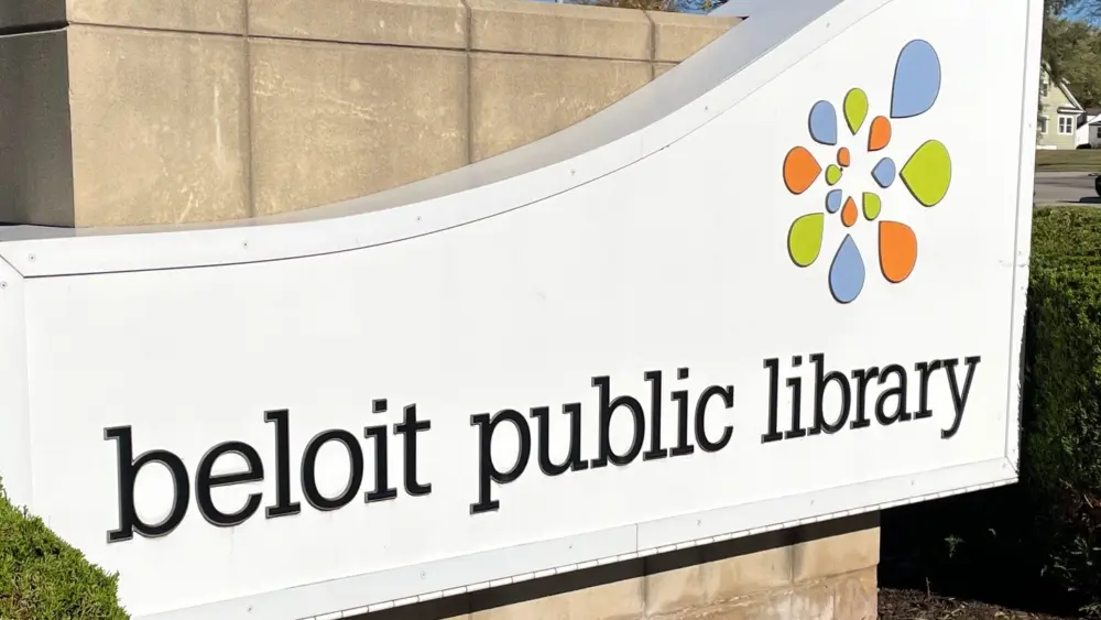 beloit-public-library-sign
