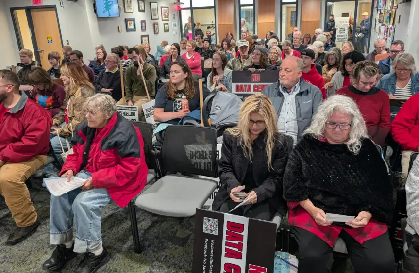 pxl_20251027_225630306-1