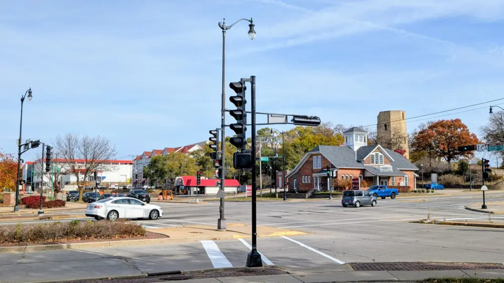 pxl_20251106_1612341932