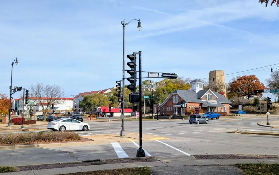 pxl_20251106_1612341932