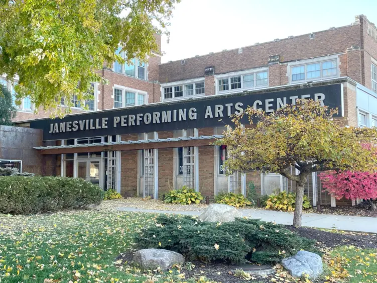 janesville-performing-arts-center-jpac