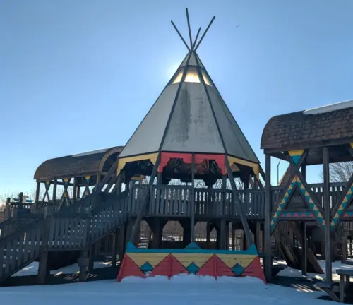 peace-park-teepee