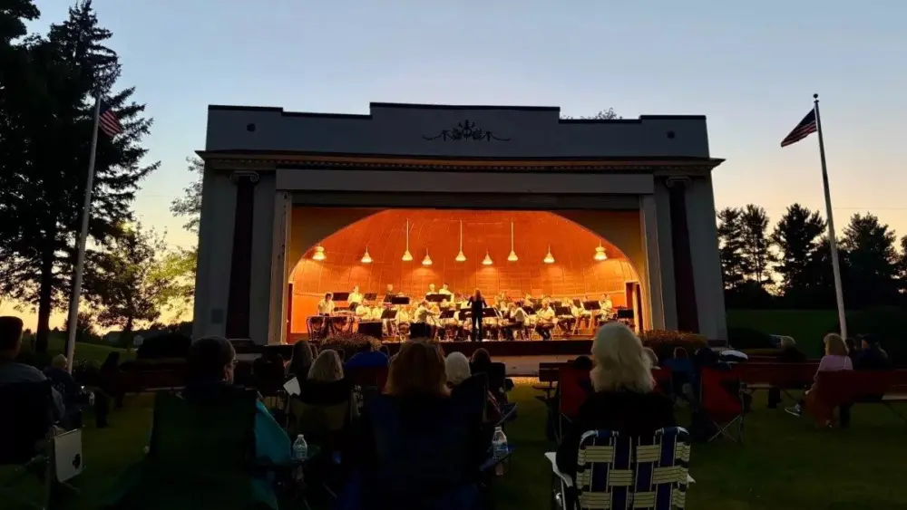 elkhorn-band-shell