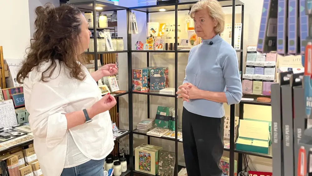 tammy-baldwin-at-mood