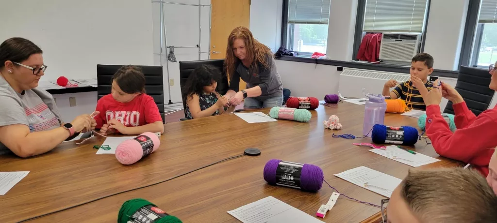 4-H Crocheting Camp - Vimarsana News