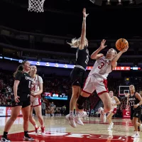 wbb-vs-omaha