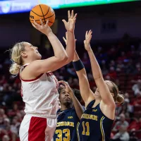 wbb-vs-michigan-2