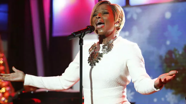 m_maryjblige_052014