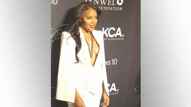 m_angelasimmons_122015