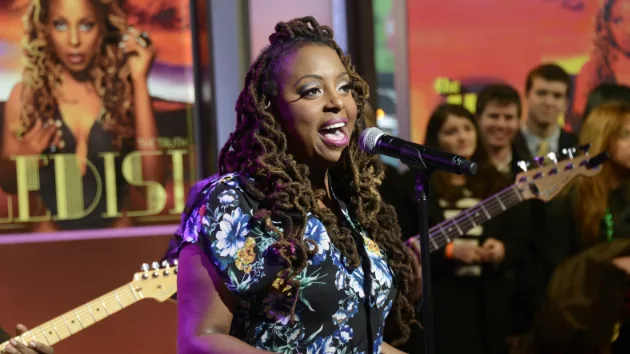 m_ledisi_02192016