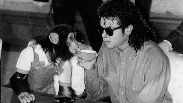 getty_michaeljacksonbubbles_032116