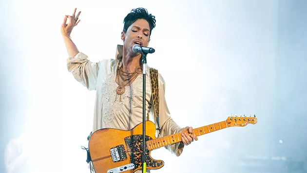 thumbnail_getty_prince_062716-2