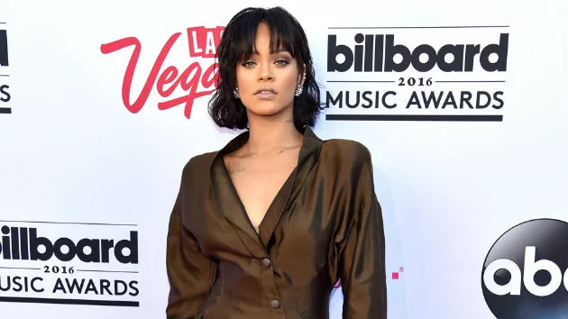 m_rihannabmas_052516-8