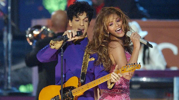 getty_princeandbeyoncegrammys_020817