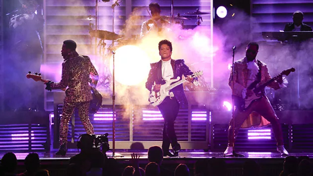 m_brunomarsprincegrammys_021317