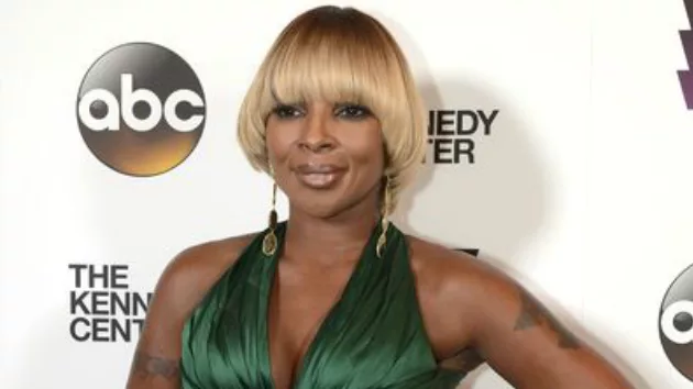 m_maryjbligekennedycenter_042417-1-3