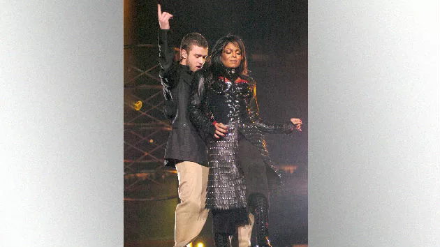 getty_justintimberlakejanetjacksonsuperbowl_102317
