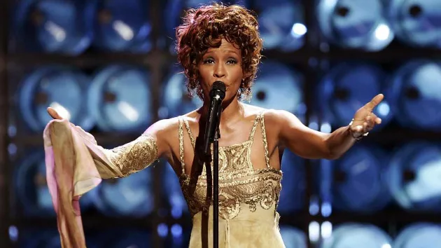 m_whitneyhoustongetty_110317