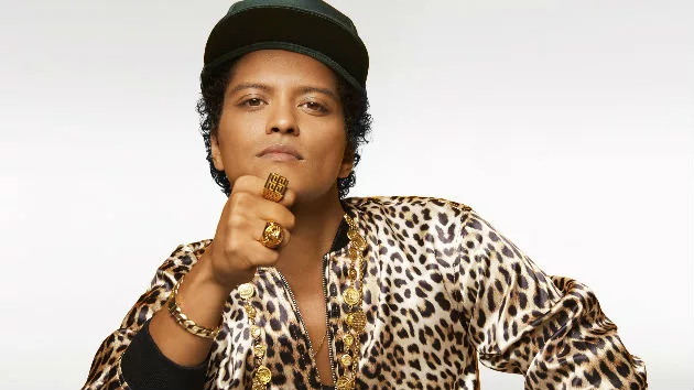 m_brunomarsrings_112016