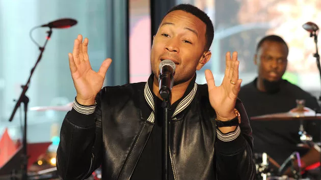 m_john_legend_09102018-2