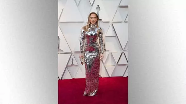 m_jenniferlopezoscars_041619