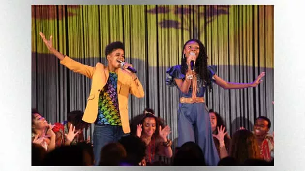 e_jdmccraryandshahadiwrightjoseph_radio20disneyimage20group20la_07_19_19