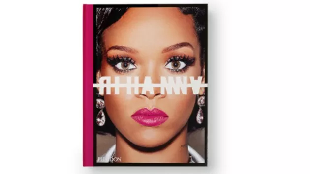 m_rihannabook_100719