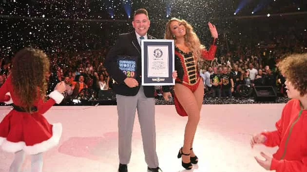 m_mariahcarey_112519