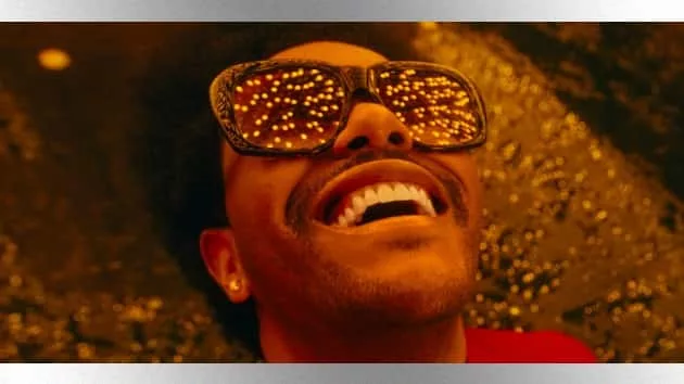 m_theweekndheartless_120919