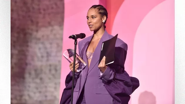 getty_aliciakeysbillboard_121319